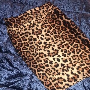 Cheetah print pencil skirt